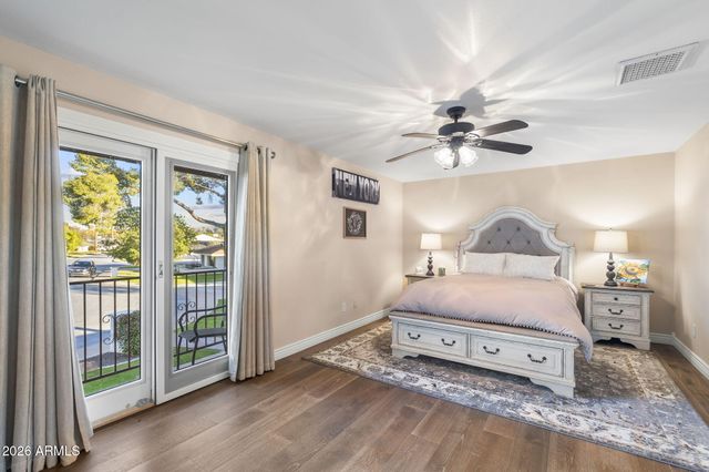 4945 E CHEERY LYNN Road, Phoenix, AZ 85018