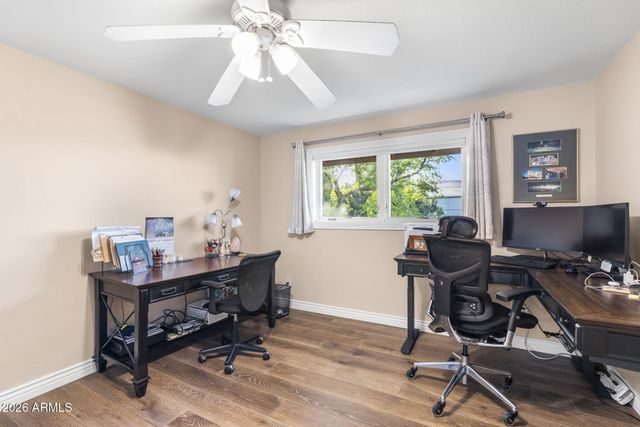 4945 E CHEERY LYNN Road, Phoenix, AZ 85018