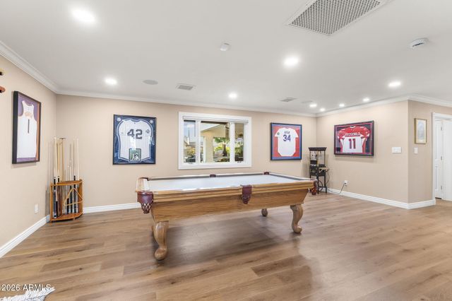 4945 E CHEERY LYNN Road, Phoenix, AZ 85018