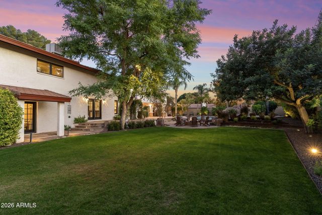 4945 E CHEERY LYNN Road, Phoenix, AZ 85018