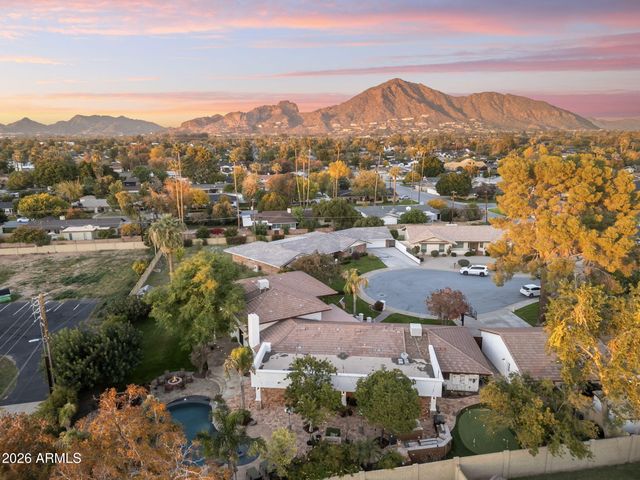 4945 E CHEERY LYNN Road, Phoenix, AZ 85018