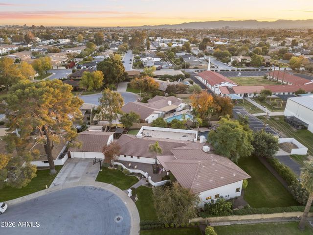 4945 E CHEERY LYNN Road, Phoenix, AZ 85018