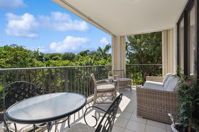 4600 S Ocean Boulevard 301, Highland Beach, FL 33487
