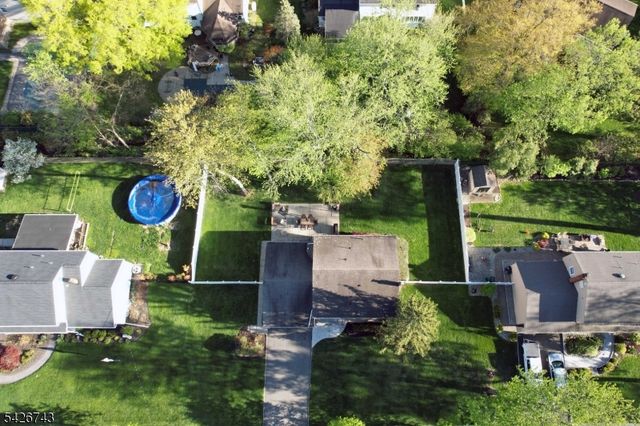 25 Debbie Ct, Wayne Twp., NJ 07470