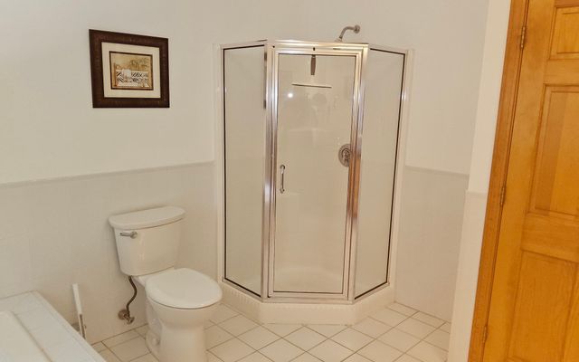 63 Pleasant St, Rockland, MA 02370