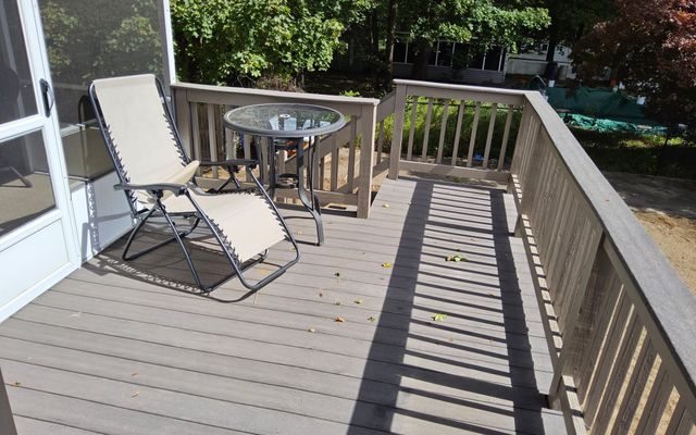 63 Pleasant St, Rockland, MA 02370
