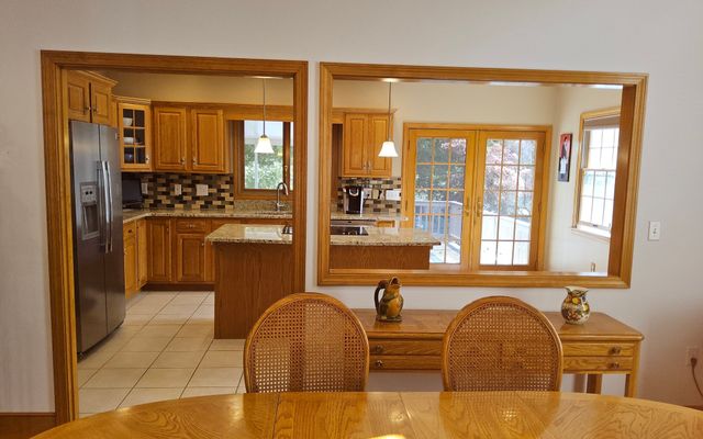 63 Pleasant St, Rockland, MA 02370