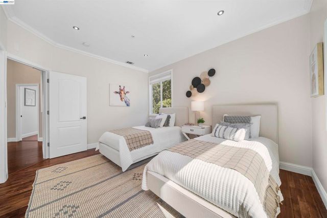 2123 Hidden Pond Road, Lafayette, CA 94549