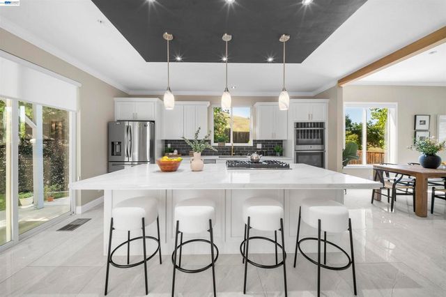 2123 Hidden Pond Road, Lafayette, CA 94549