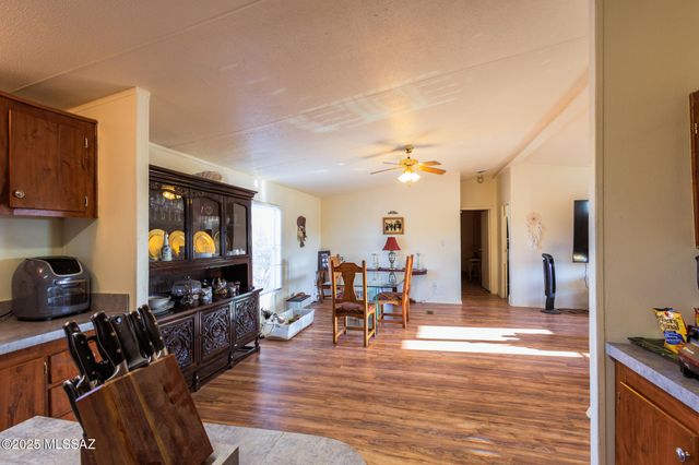 8965 S Silver Star Drive, Tucson, AZ 85735