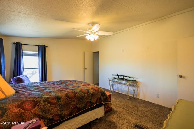 8965 S Silver Star Drive, Tucson, AZ 85735