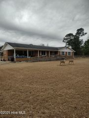 3425 Old Nc 24 Highway, Clinton, NC 28328