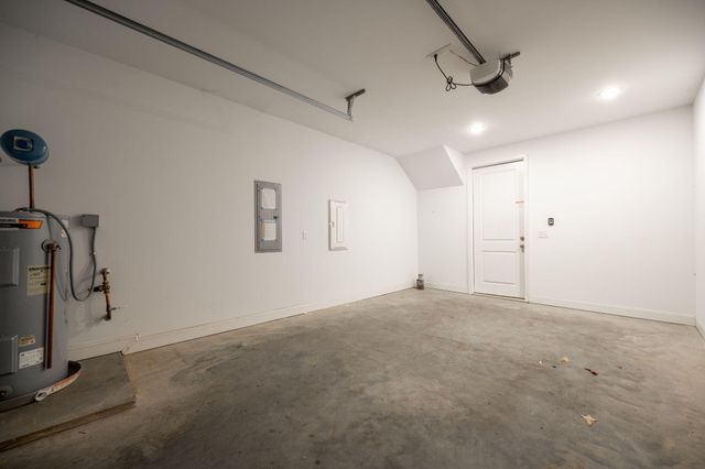 2341 E 18th Street, Chattanooga, TN 37404