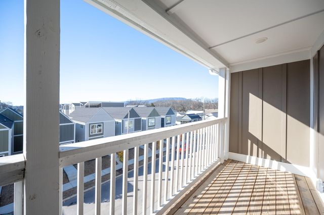 2341 E 18th Street, Chattanooga, TN 37404