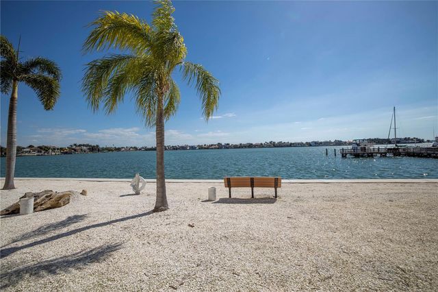 5108 BRITTANY DRIVE S 204, St Petersburg, FL 33715