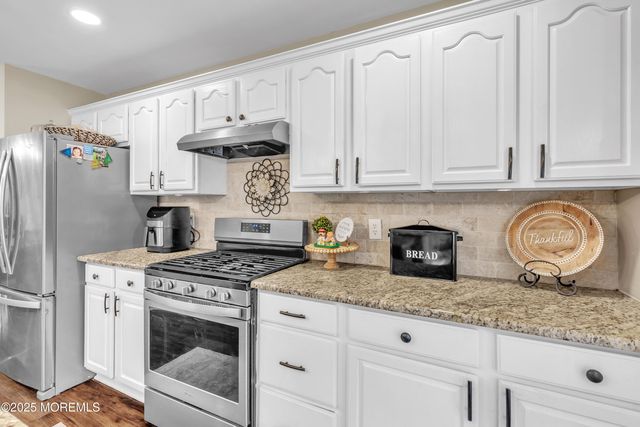 25 Nelson Drive, Barnegat, NJ 08005