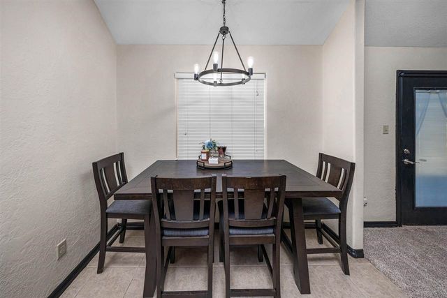 89 NE Deerfield Dr, Elgin, OK 73538