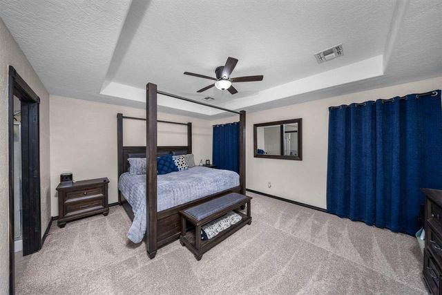 89 NE Deerfield Dr, Elgin, OK 73538