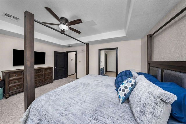 89 NE Deerfield Dr, Elgin, OK 73538