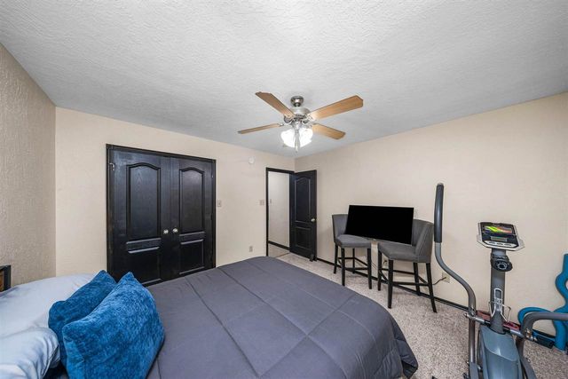 89 NE Deerfield Dr, Elgin, OK 73538