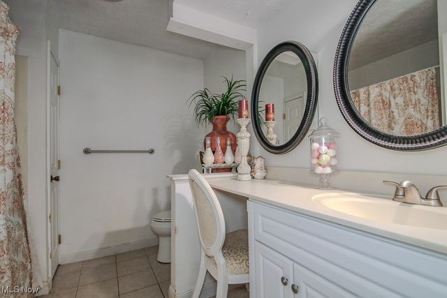 1799 Meadows Drive, Madison, OH 44057