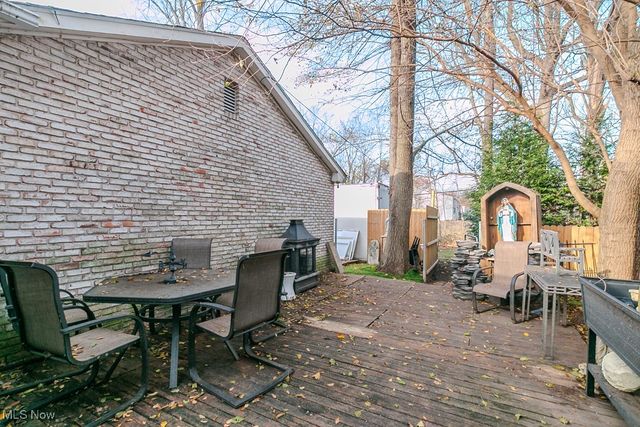 1799 Meadows Drive, Madison, OH 44057