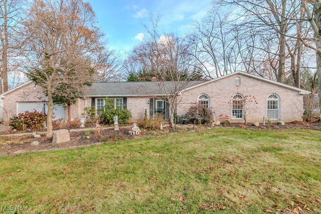 1799 Meadows Drive, Madison, OH 44057