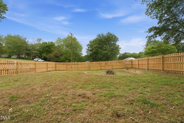 215 Home Avenue, Graham, NC 27253