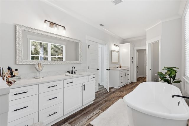 1727 Oak Forest Drive NE, Townsend, GA 31331