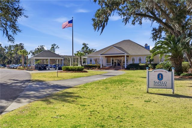 1727 Oak Forest Drive NE, Townsend, GA 31331