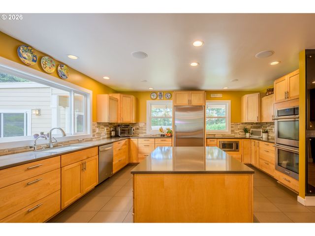 1334 Sw 57TH Ave, Portland, OR 97221