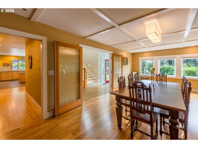1334 Sw 57TH Ave, Portland, OR 97221
