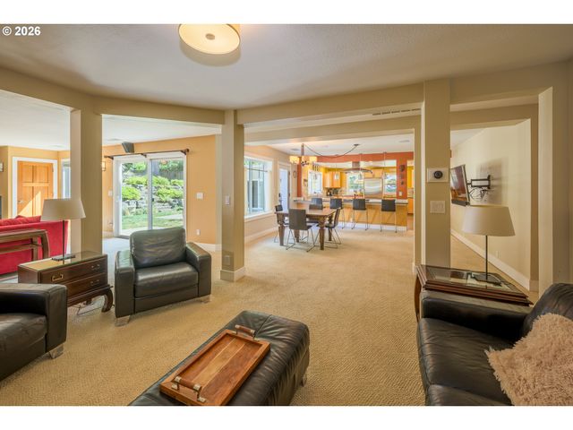 1334 Sw 57TH Ave, Portland, OR 97221