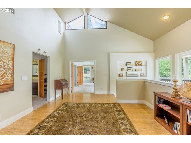 1334 Sw 57TH Ave, Portland, OR 97221