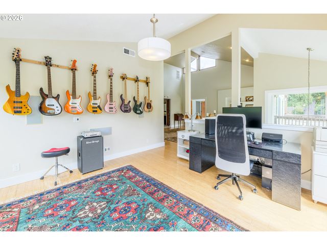 1334 Sw 57TH Ave, Portland, OR 97221