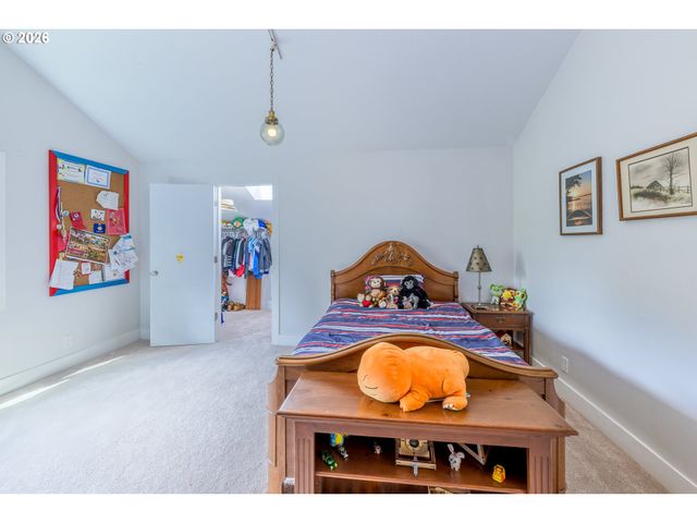 1334 Sw 57TH Ave, Portland, OR 97221
