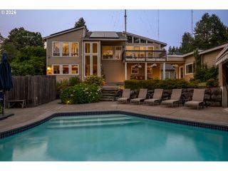 1334 Sw 57TH Ave, Portland, OR 97221