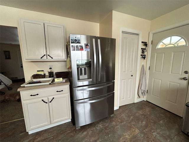 1954 E 2 Street, Erie, PA 16511