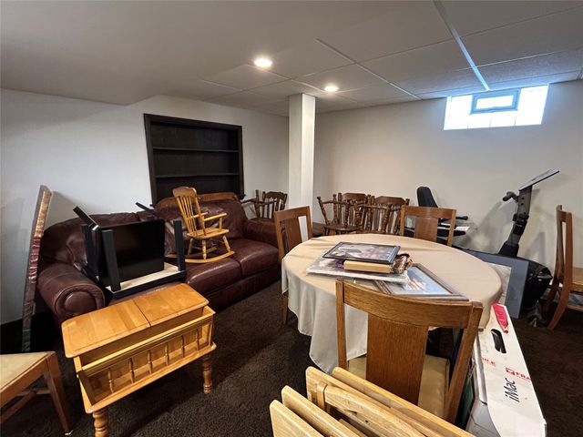 1954 E 2 Street, Erie, PA 16511