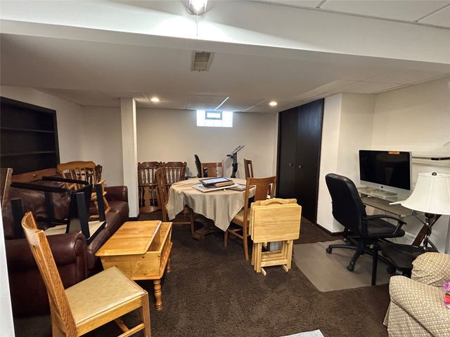 1954 E 2 Street, Erie, PA 16511