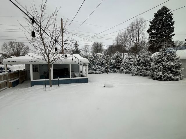 1954 E 2 Street, Erie, PA 16511