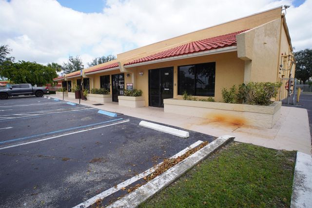 6040 Lake Worth Road, Greenacres, FL 33463