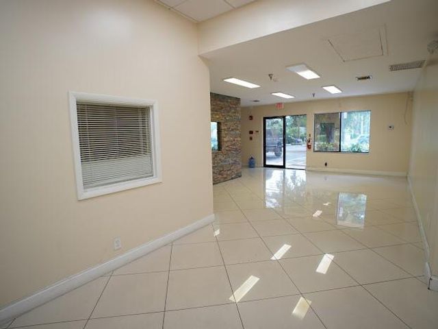 6040 Lake Worth Road, Greenacres, FL 33463