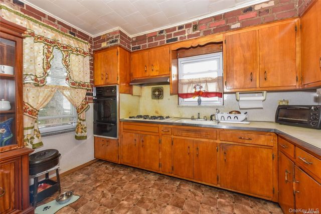 115-51 115th Street, South Ozone Park, NY 11420