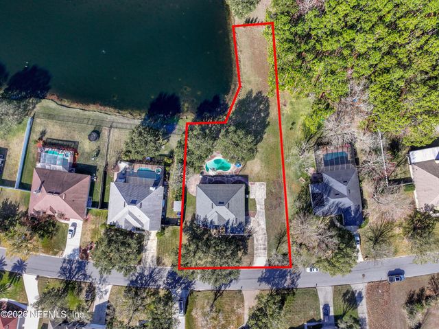 148 VILLAGE GREEN Avenue, St. Johns, FL 32259