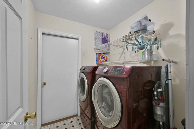 148 VILLAGE GREEN Avenue, St. Johns, FL 32259