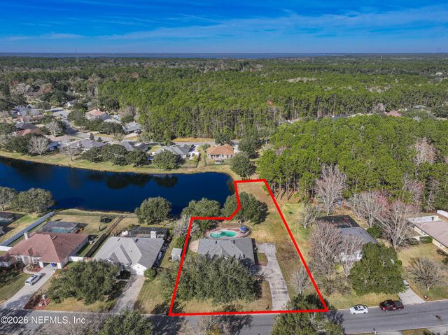 148 VILLAGE GREEN Avenue, St. Johns, FL 32259