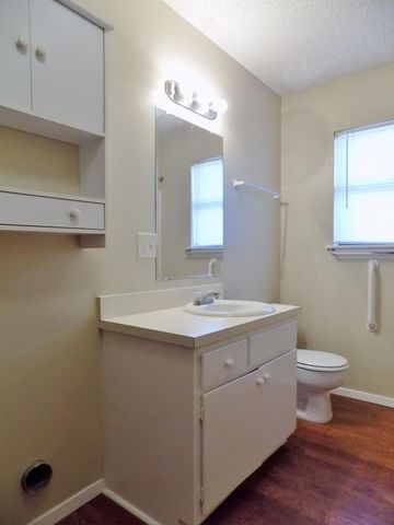 702 E Highland Boulevard, San Angelo, TX 76903