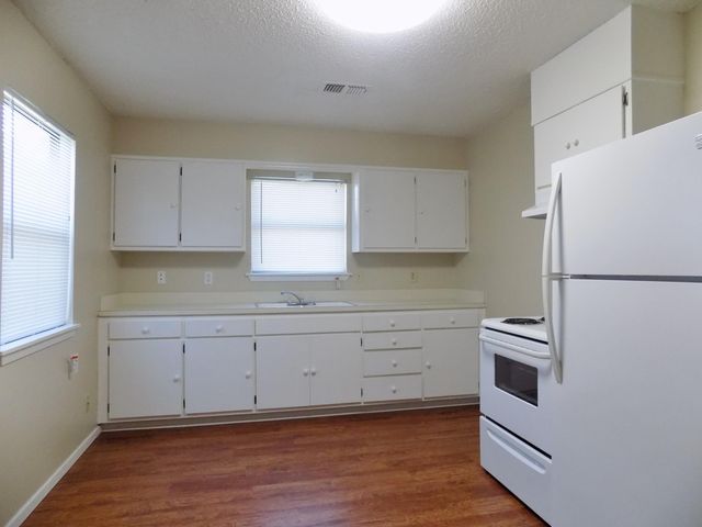 702 E Highland Boulevard, San Angelo, TX 76903