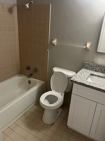 1816 SW 70 TERRACE, Gainesville, FL 32607